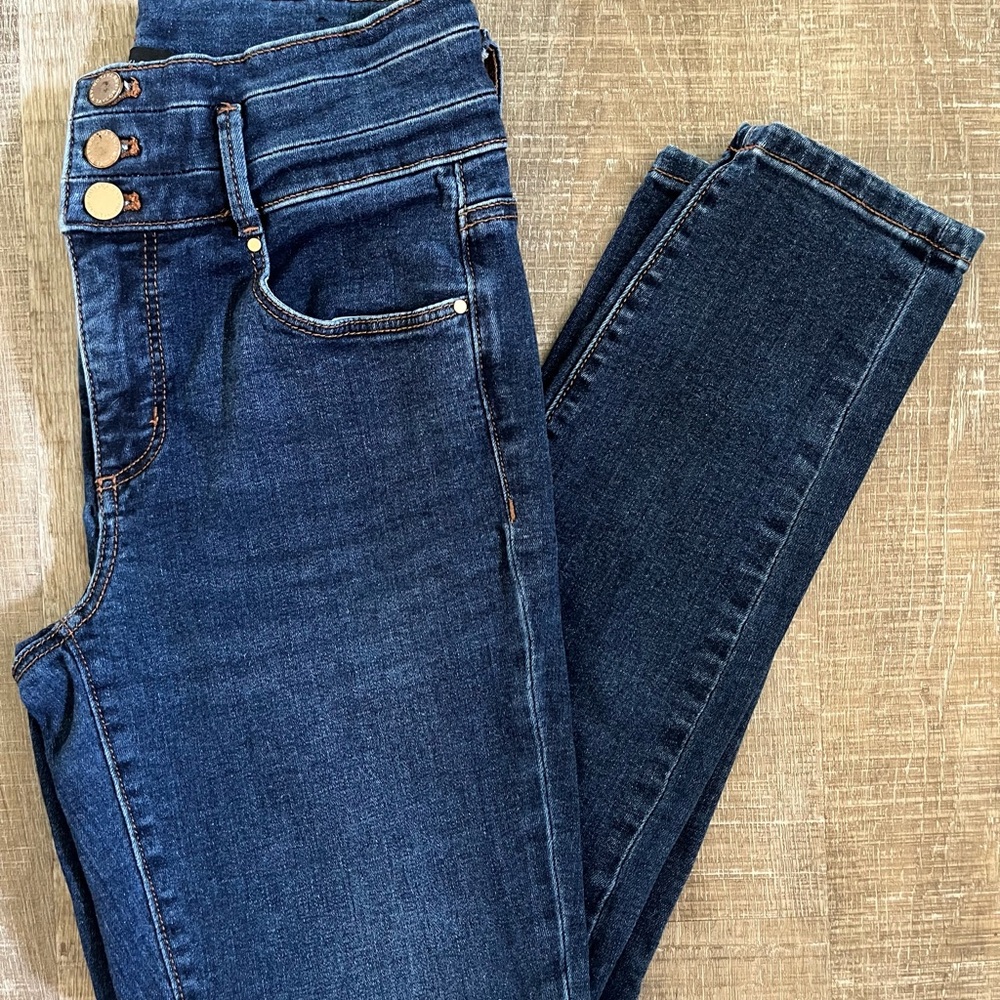 Ann Taylor High Rise Skinny Jeans, Size 4